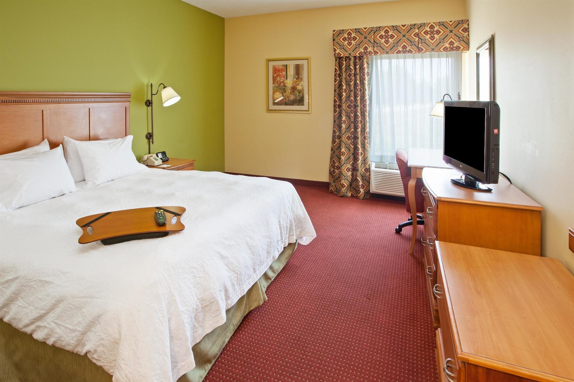 Hampton Inn Бардстаун Экстерьер фото