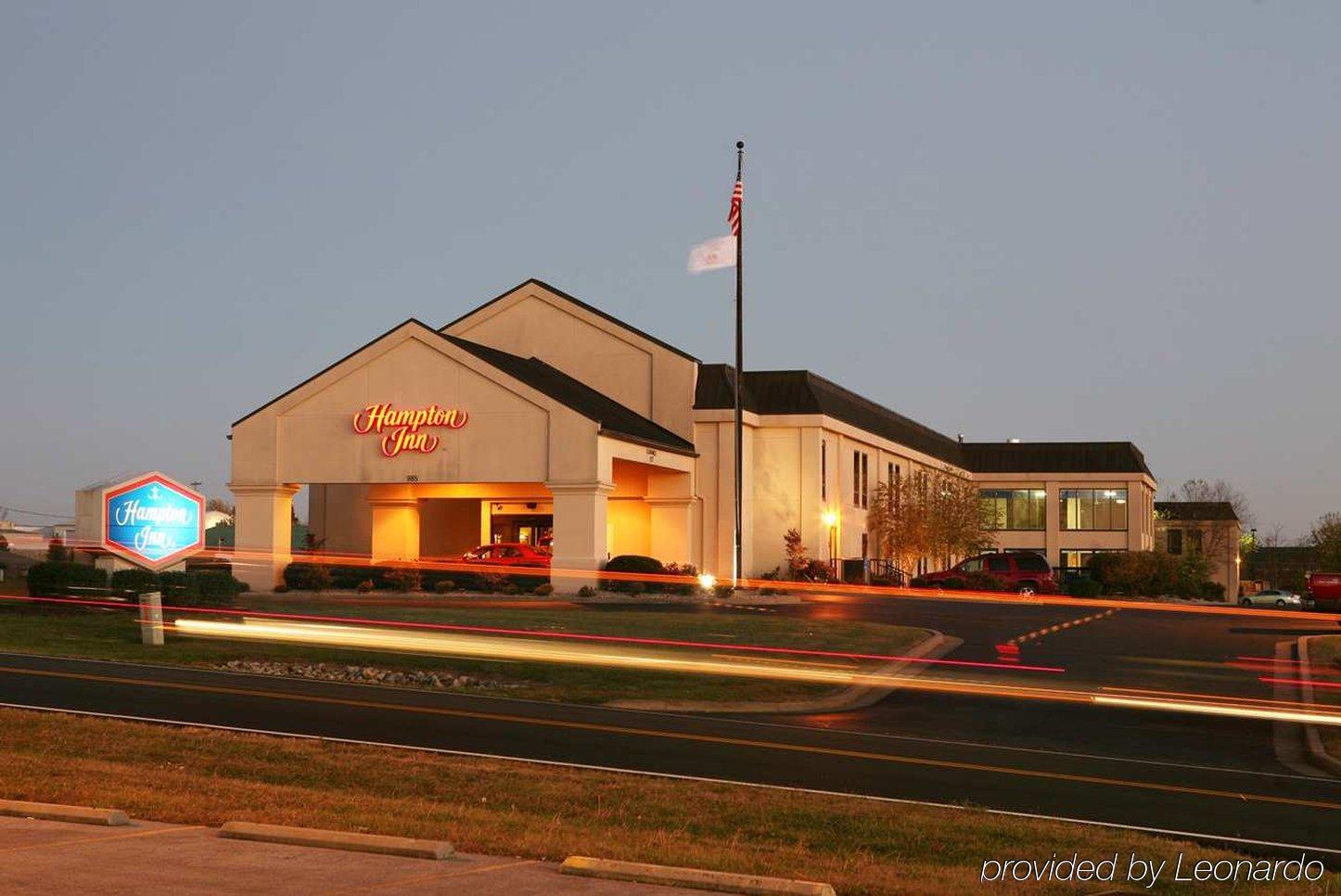 Hampton Inn Бардстаун Экстерьер фото