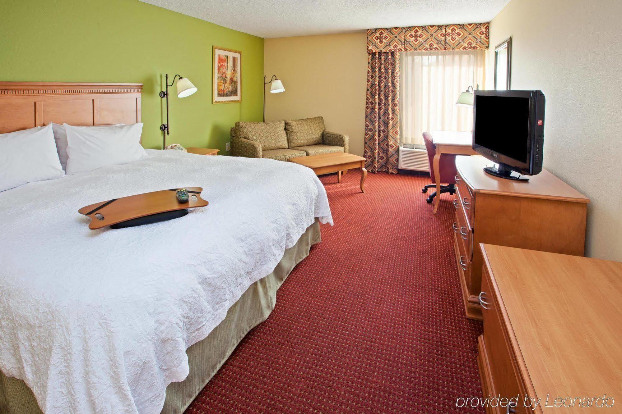 Hampton Inn Бардстаун Номер фото
