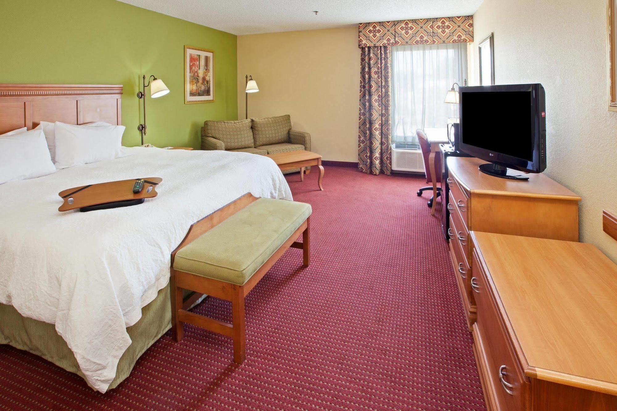 Hampton Inn Бардстаун Экстерьер фото